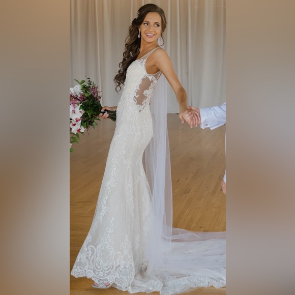 Wedding Dress Size 2 - Picture 4 of 7